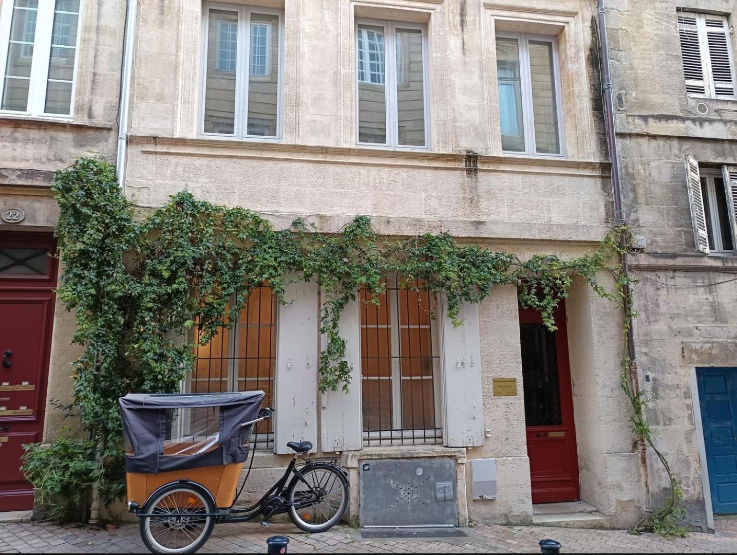 Bel Appartement Lumineux Au Coeur De Bordeaux Exterior photo